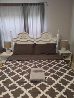 32 jean St Room 0